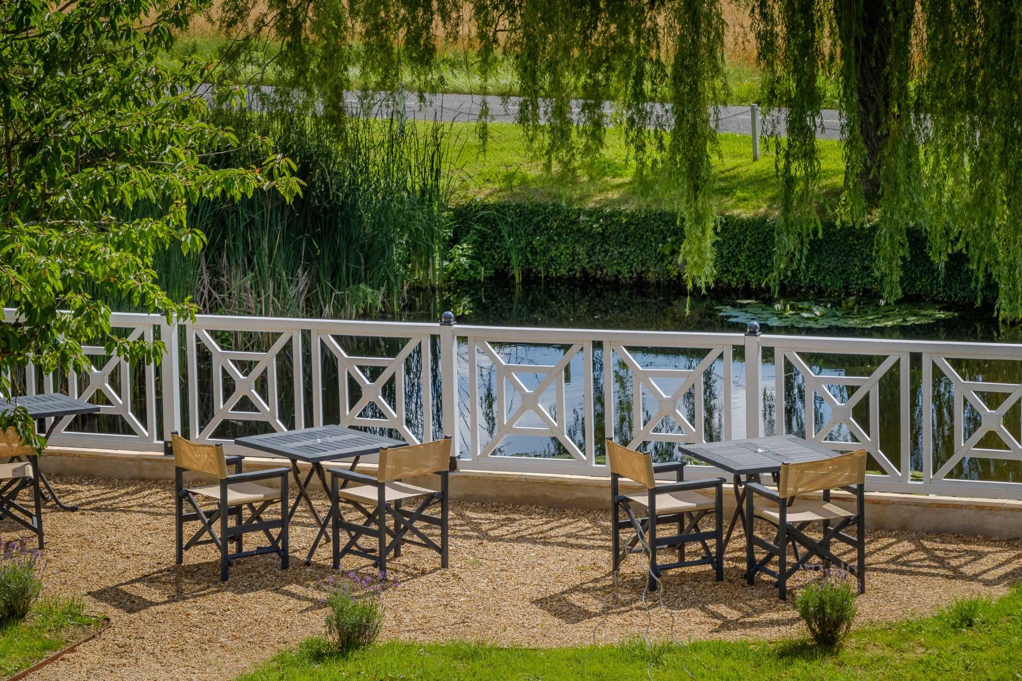 hotel le fleuray restaurant