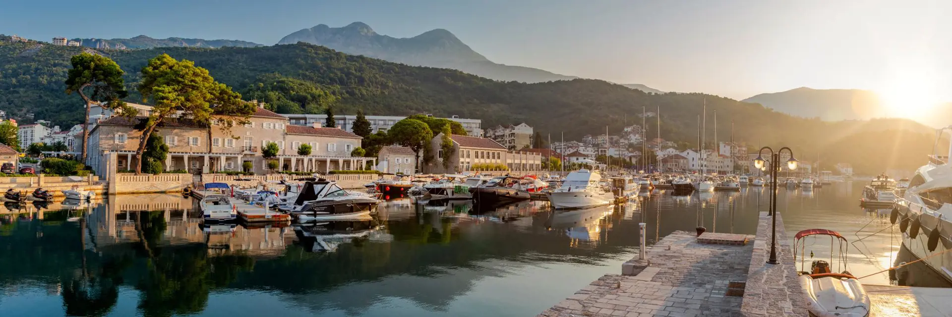 boetiekhotel lazure marina ligging montenegro
