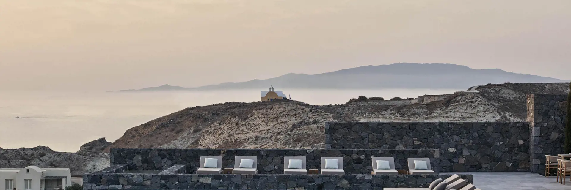 canaves oia epitome ligging