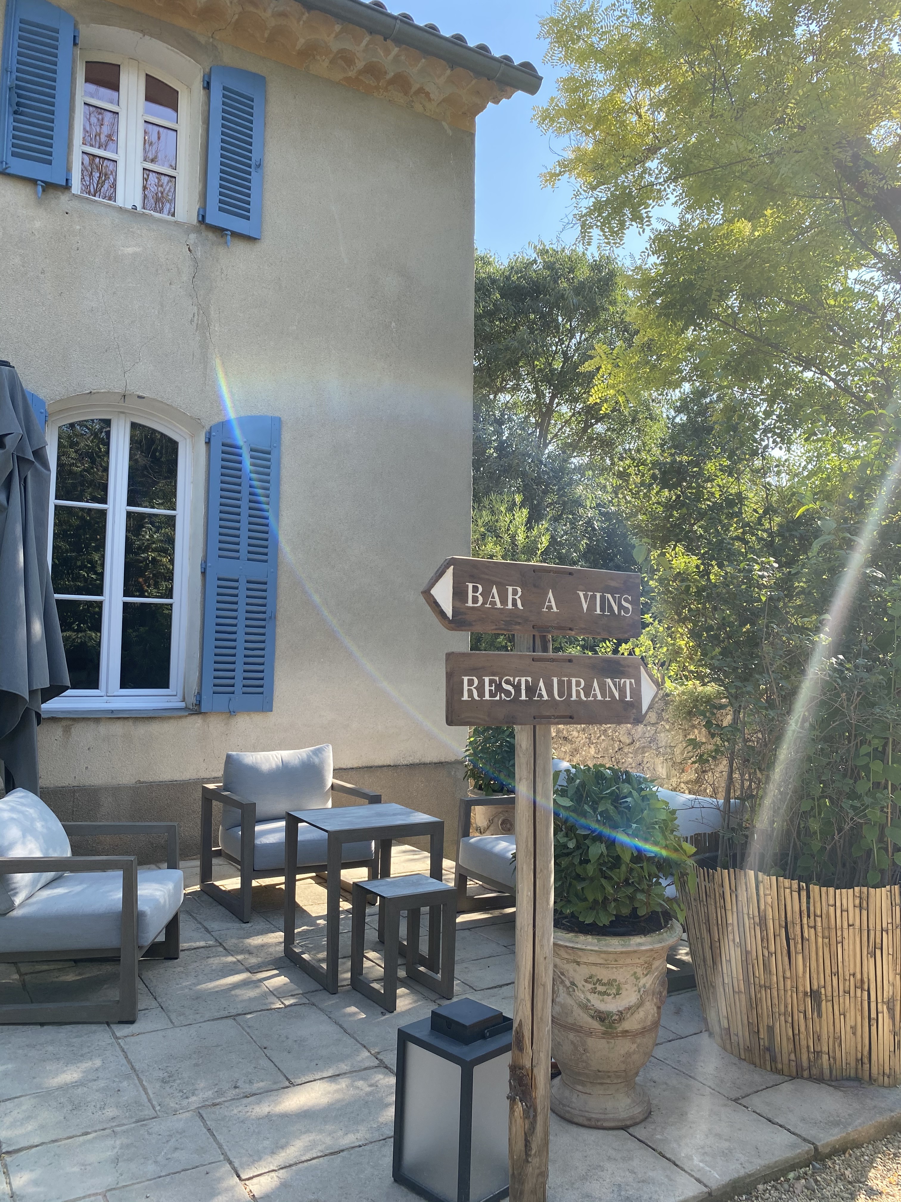 terrasse bar a vin 2 lou calen