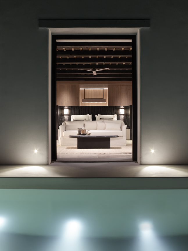 12 kalesma villa zwembad nacht