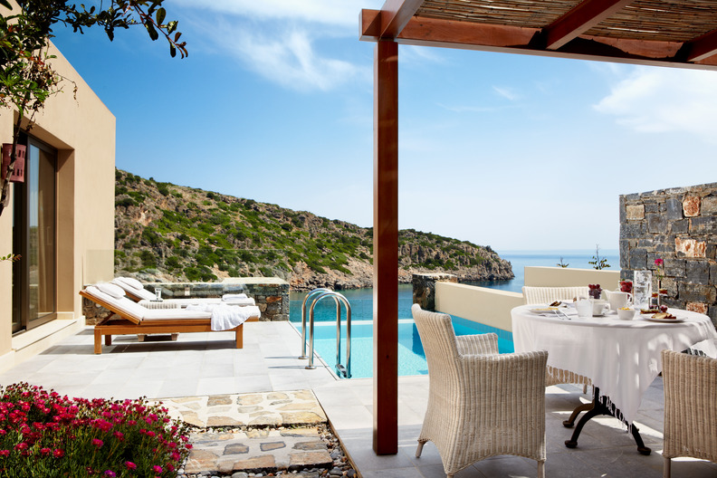 18 daios cove villa buiten