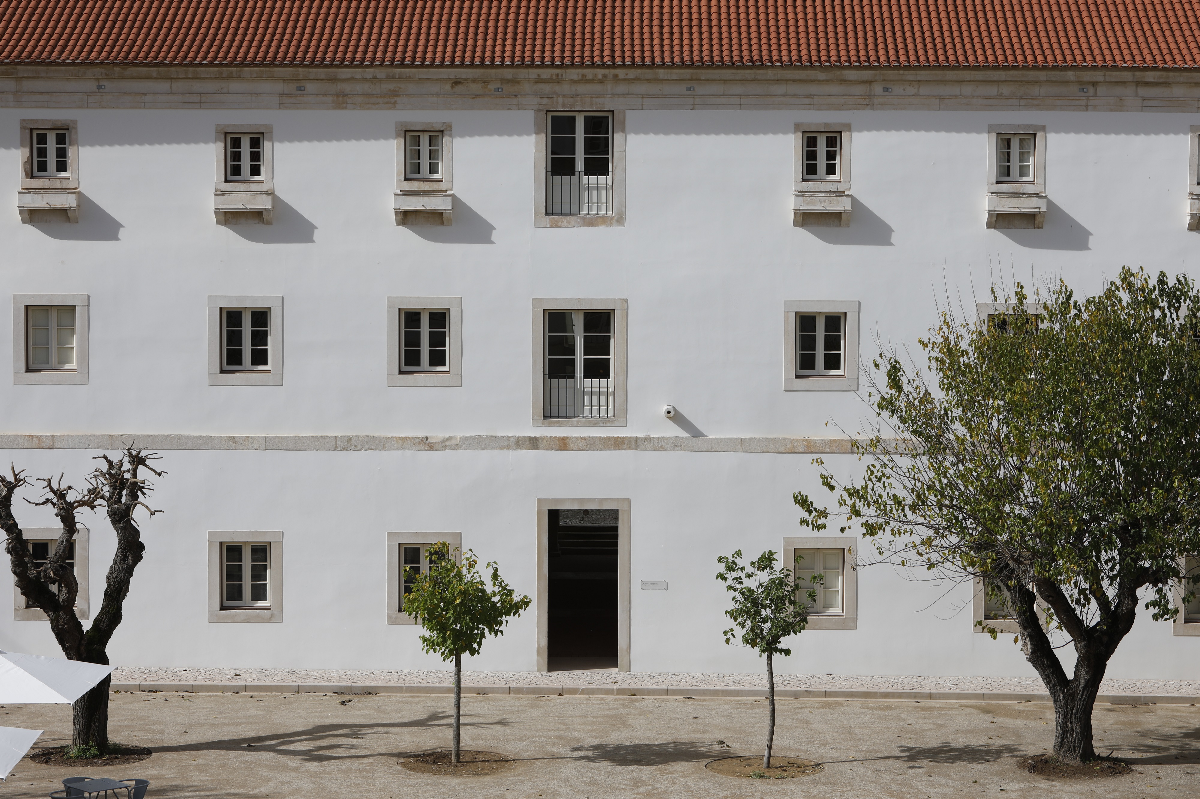 5 montebelo mosteiro alcobaca historic hotel claustro do rachadouro 3