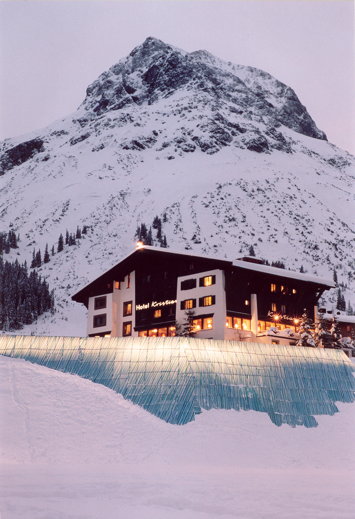 20 winter kristiania hotel front 1