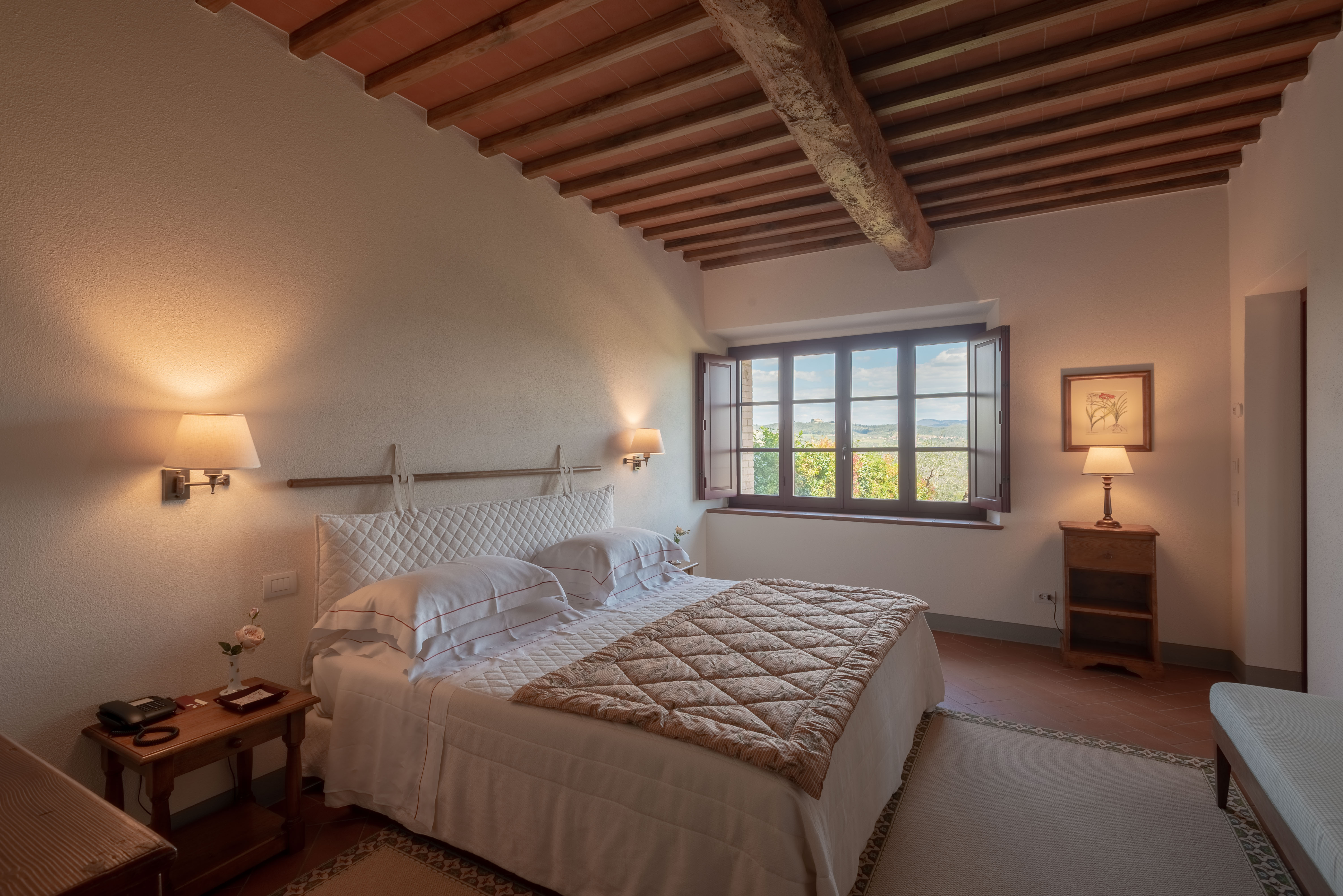 hotel le fontanelle bedroom suite