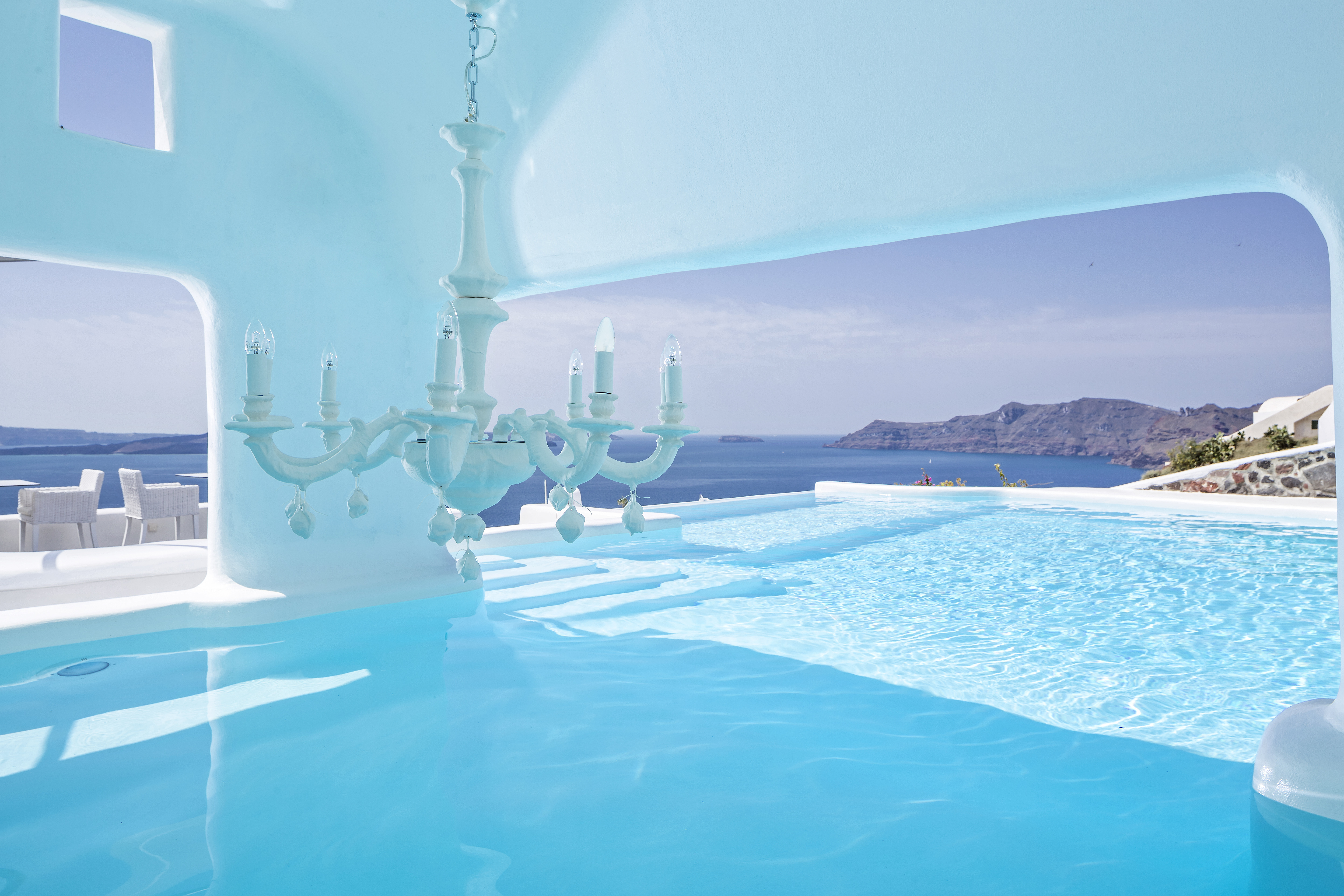 4 canaves oia hotel pool