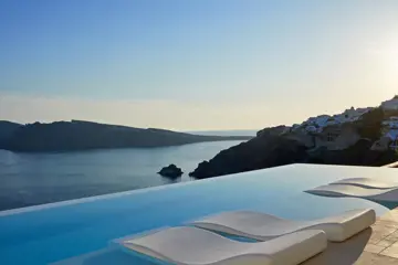 14 canaves oia suites infinity pool