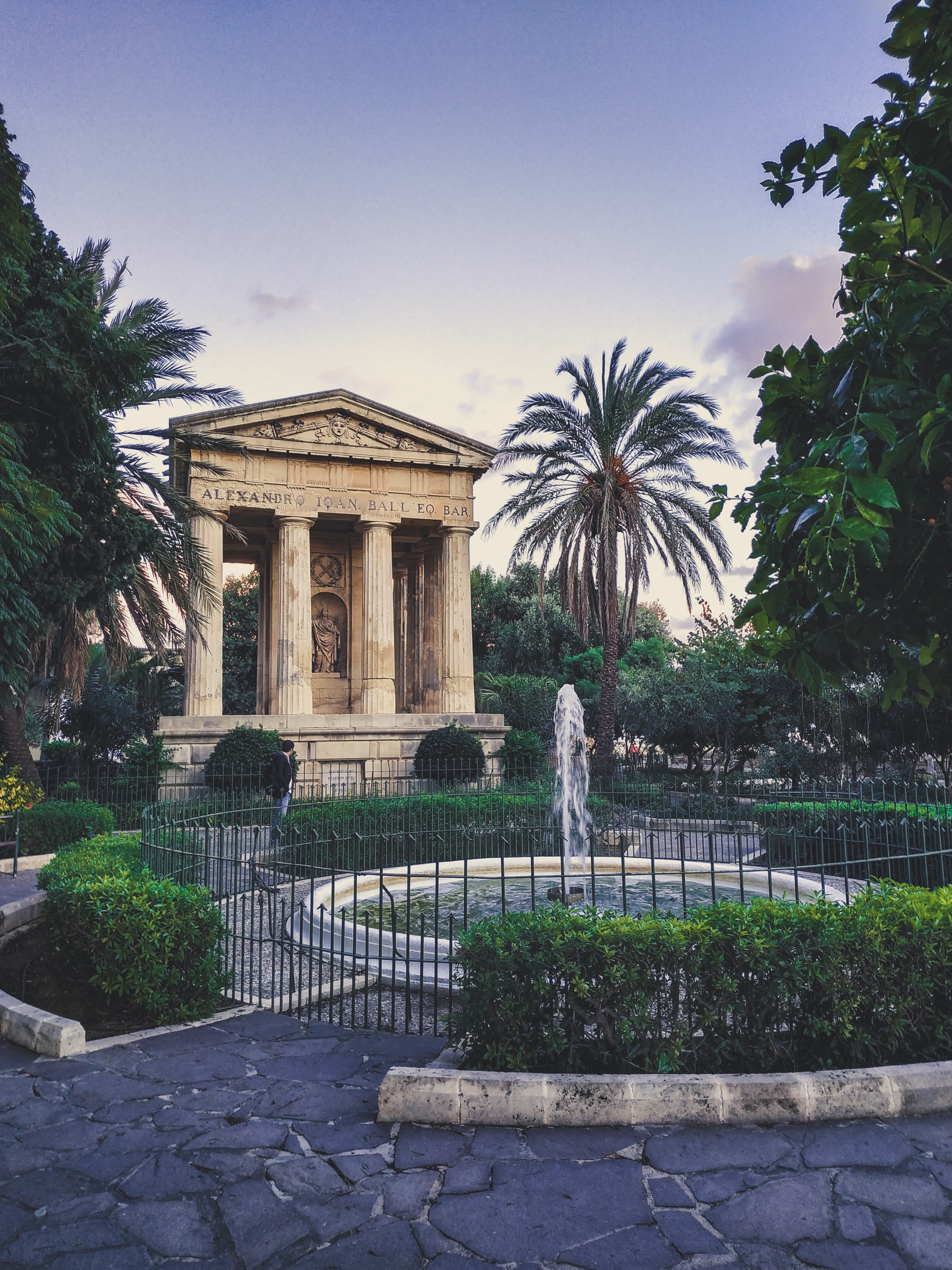 valletta upper barraka gardens tempel