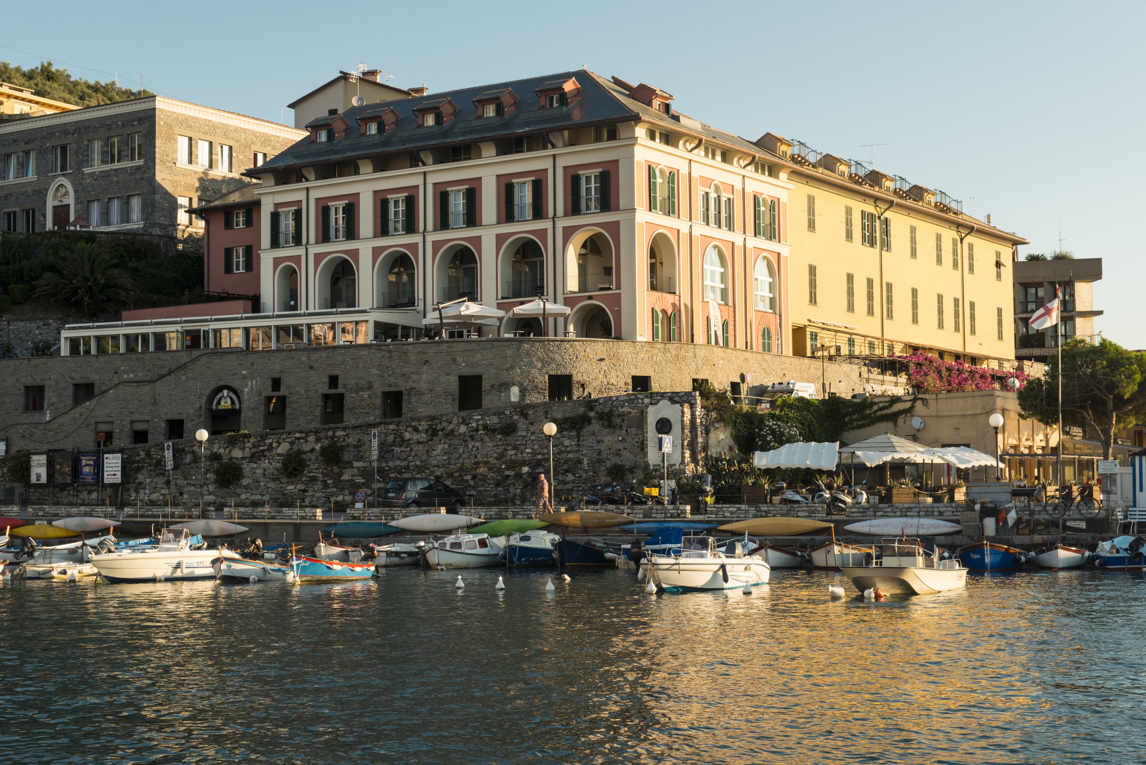 1 grand hotel portovenere