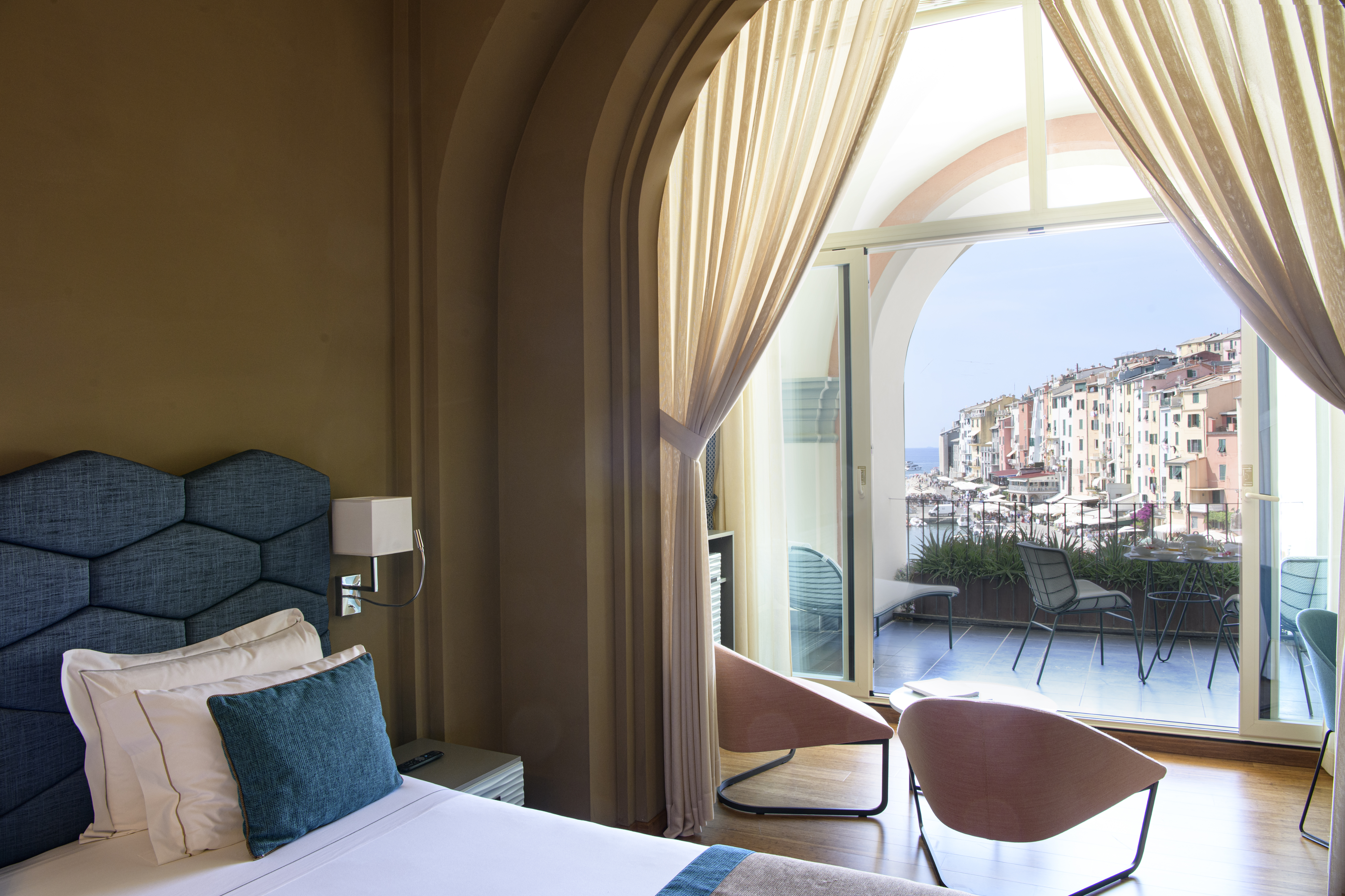2 cloister junior suite