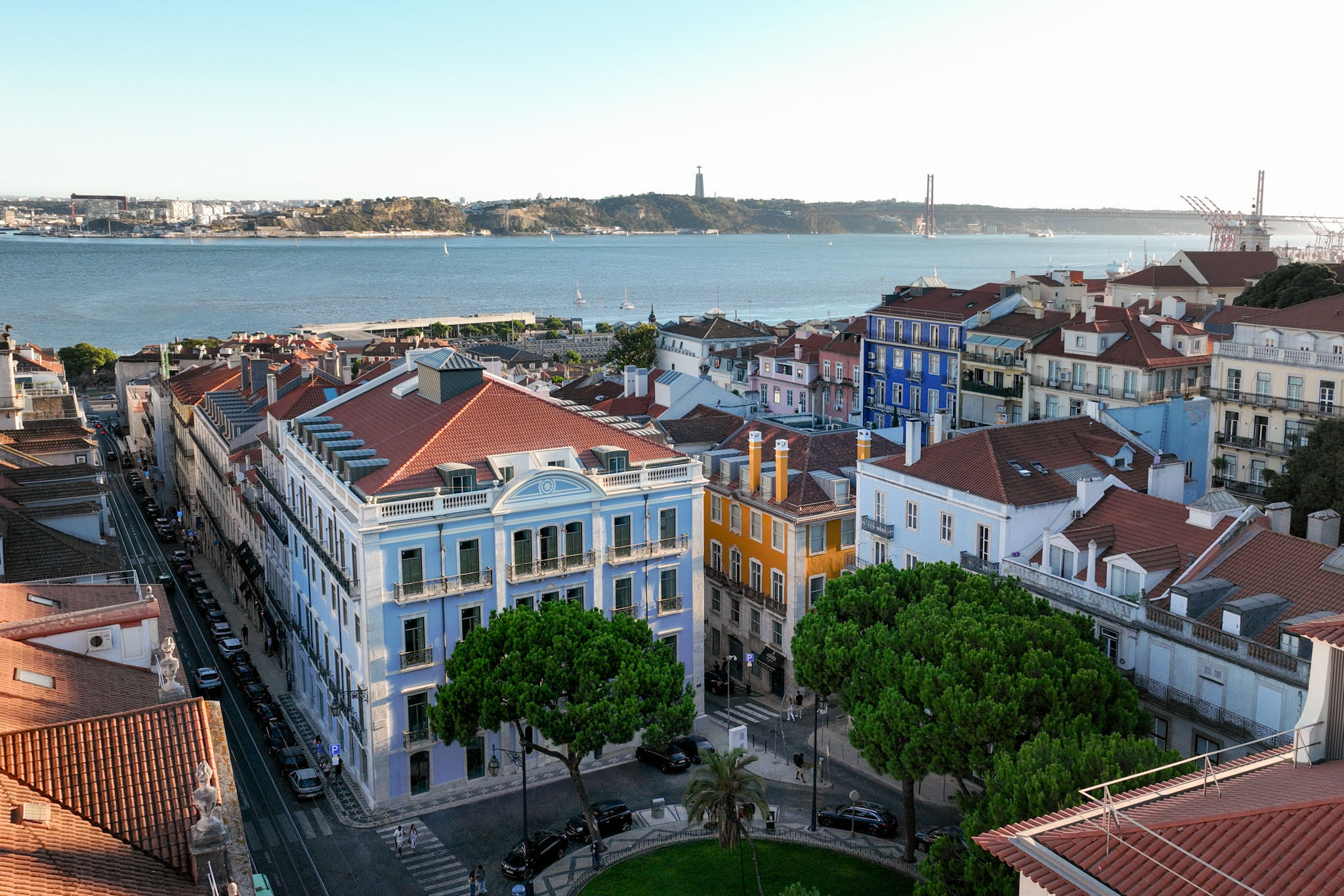 1 montebelo vista alegre lisboa chiado hotel exterior 1