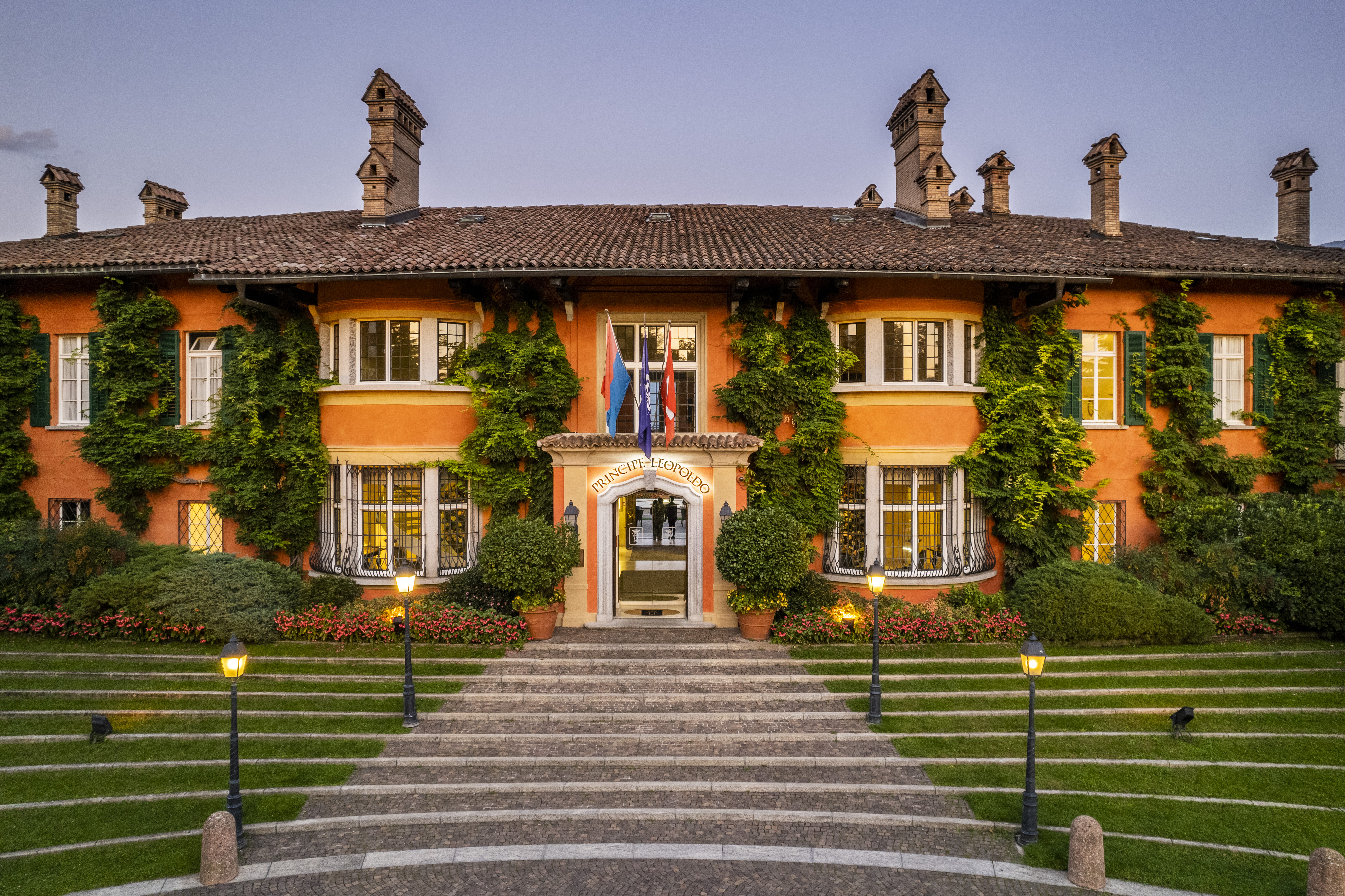 02 villa principe leopoldo lugano front