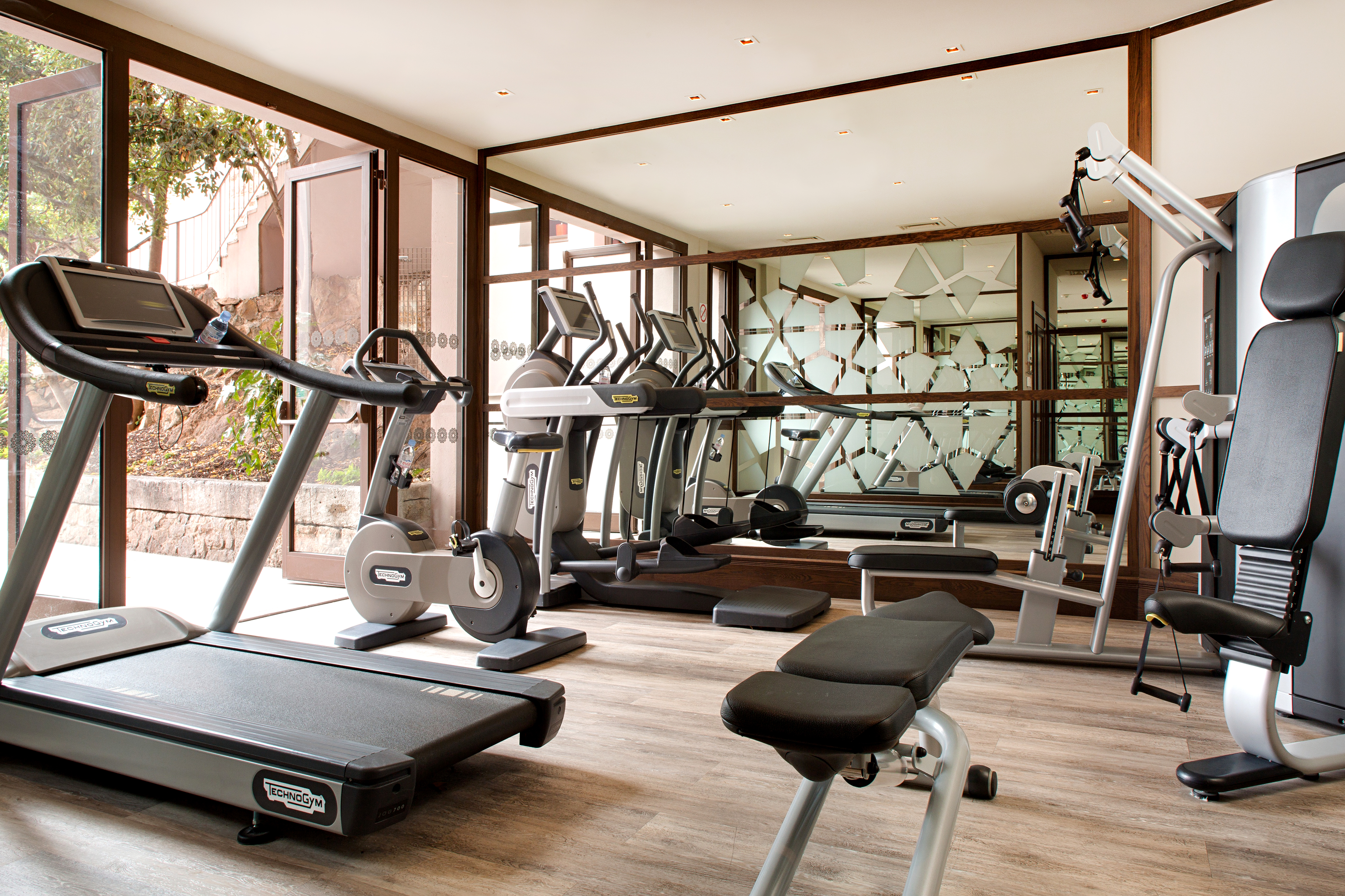 21 fitness room