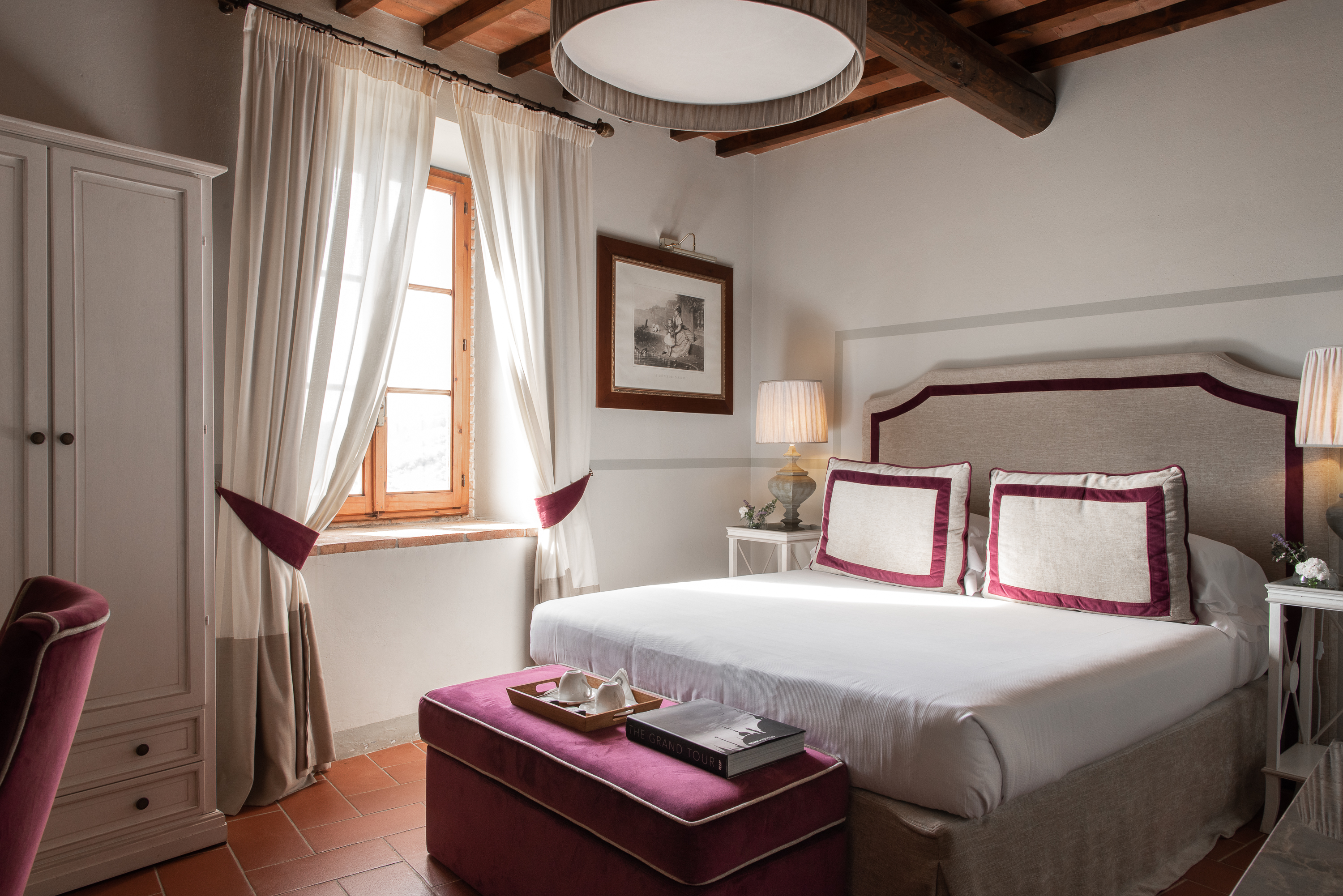 1 luxe kamer met grote bed