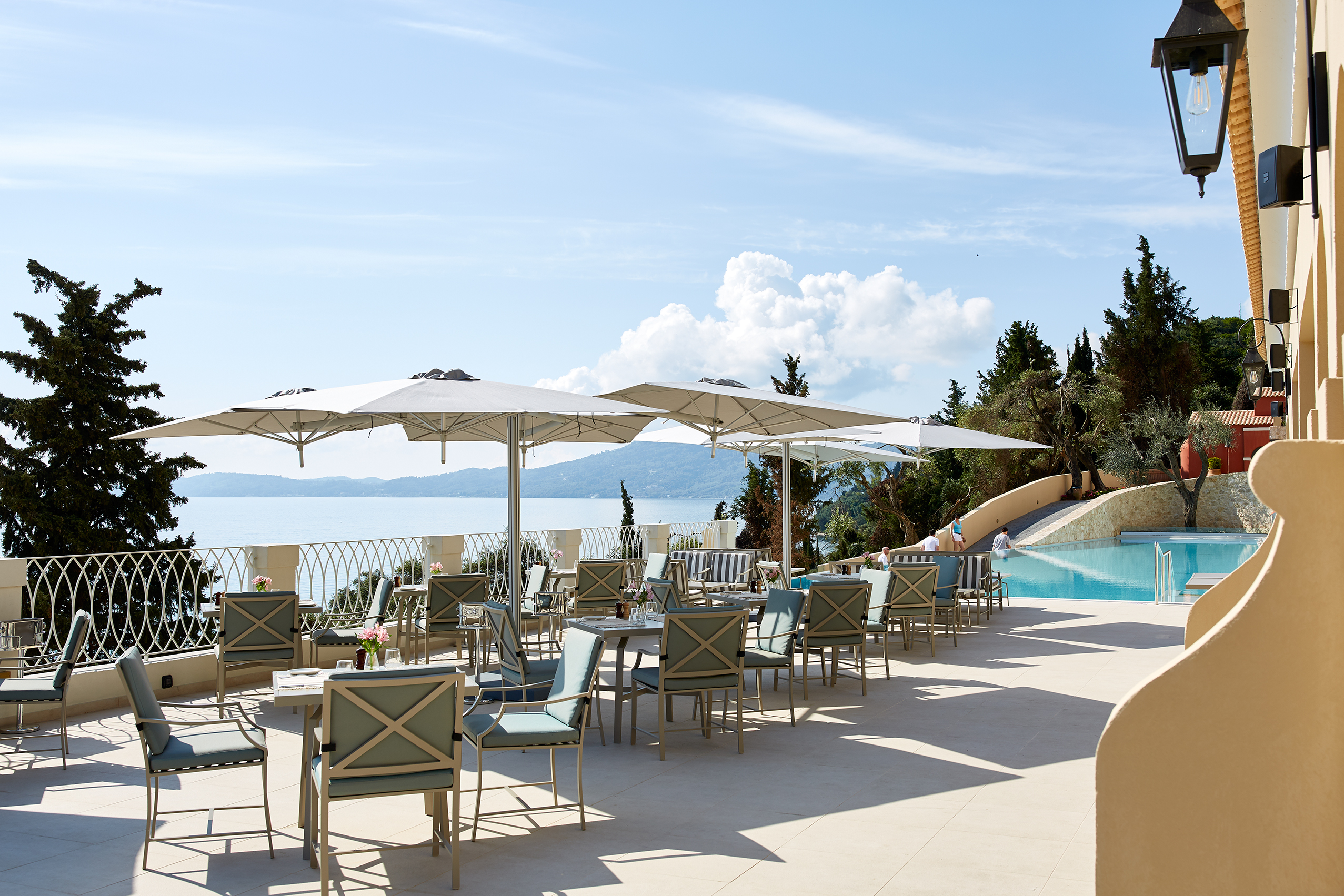 7 nido aquavit pool bar resturant