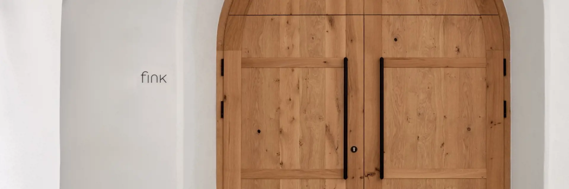 hotel fink door
