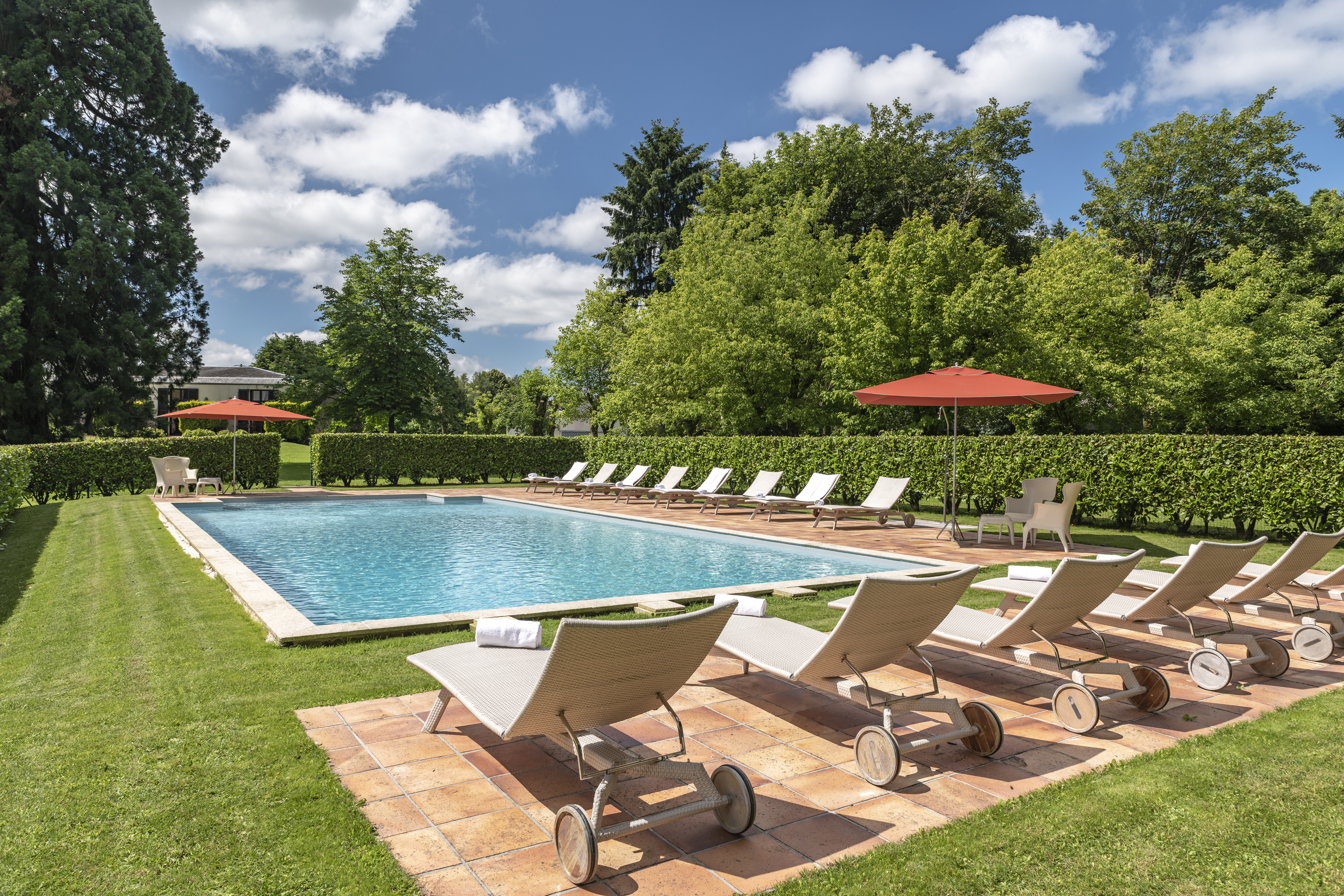 2 pool