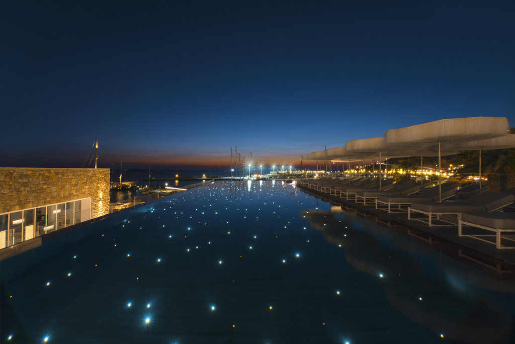 star light infinity pool