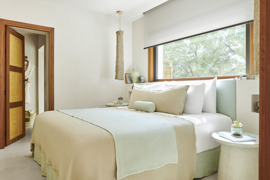3 garden suite