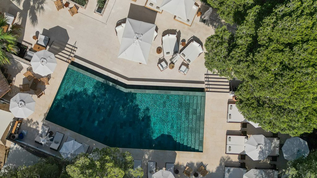 aerial pool