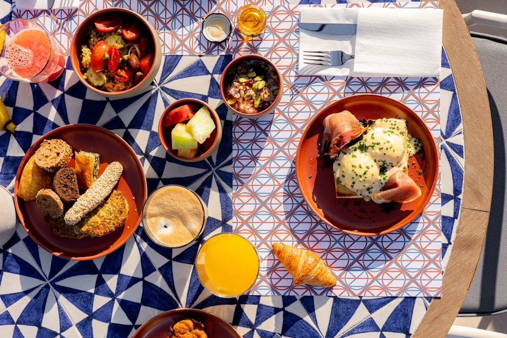 detail of breakfast