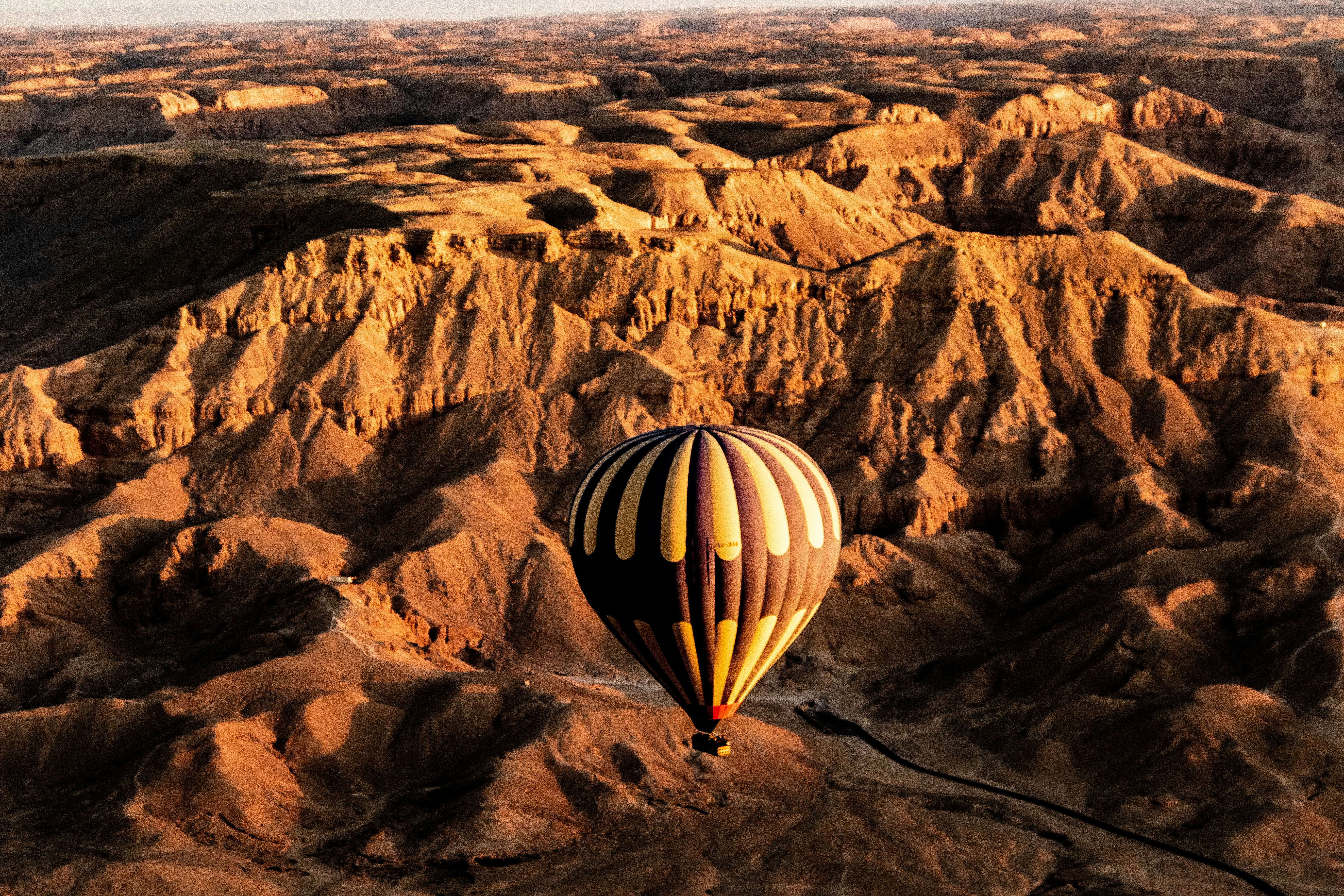 hot air balloon over luxor