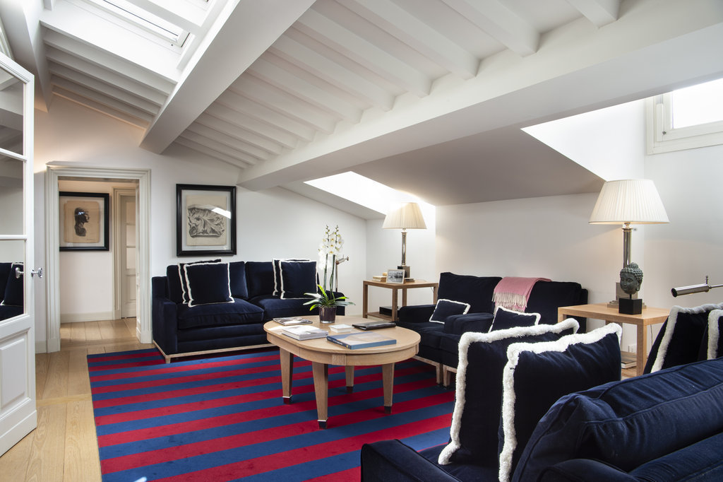 11 suite living room
