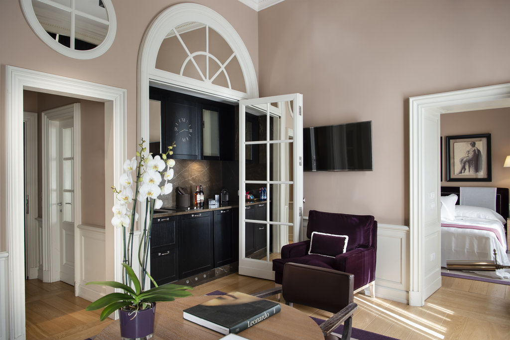 suite purple detail kitchenette