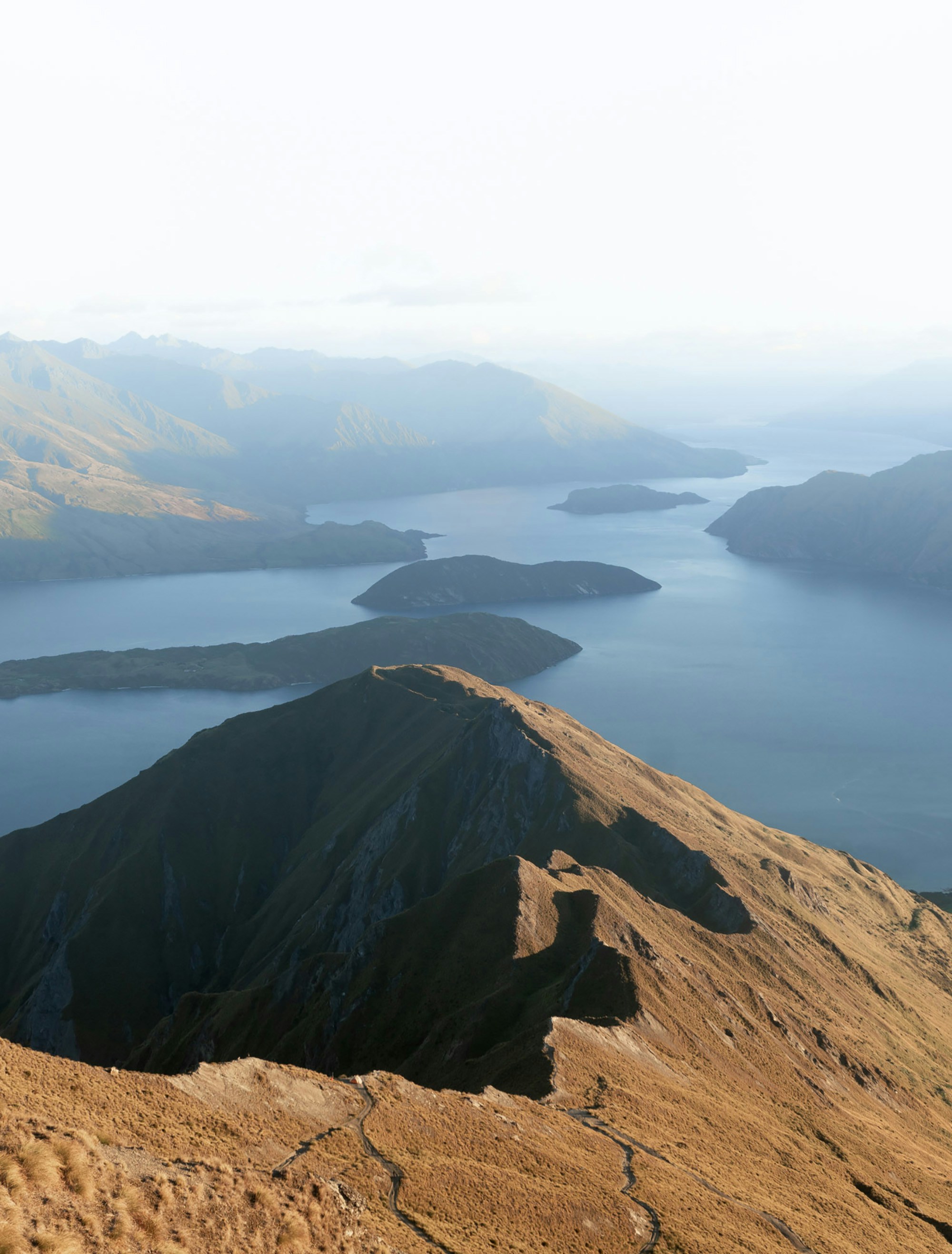 roys peak wanaka new zealand 2
