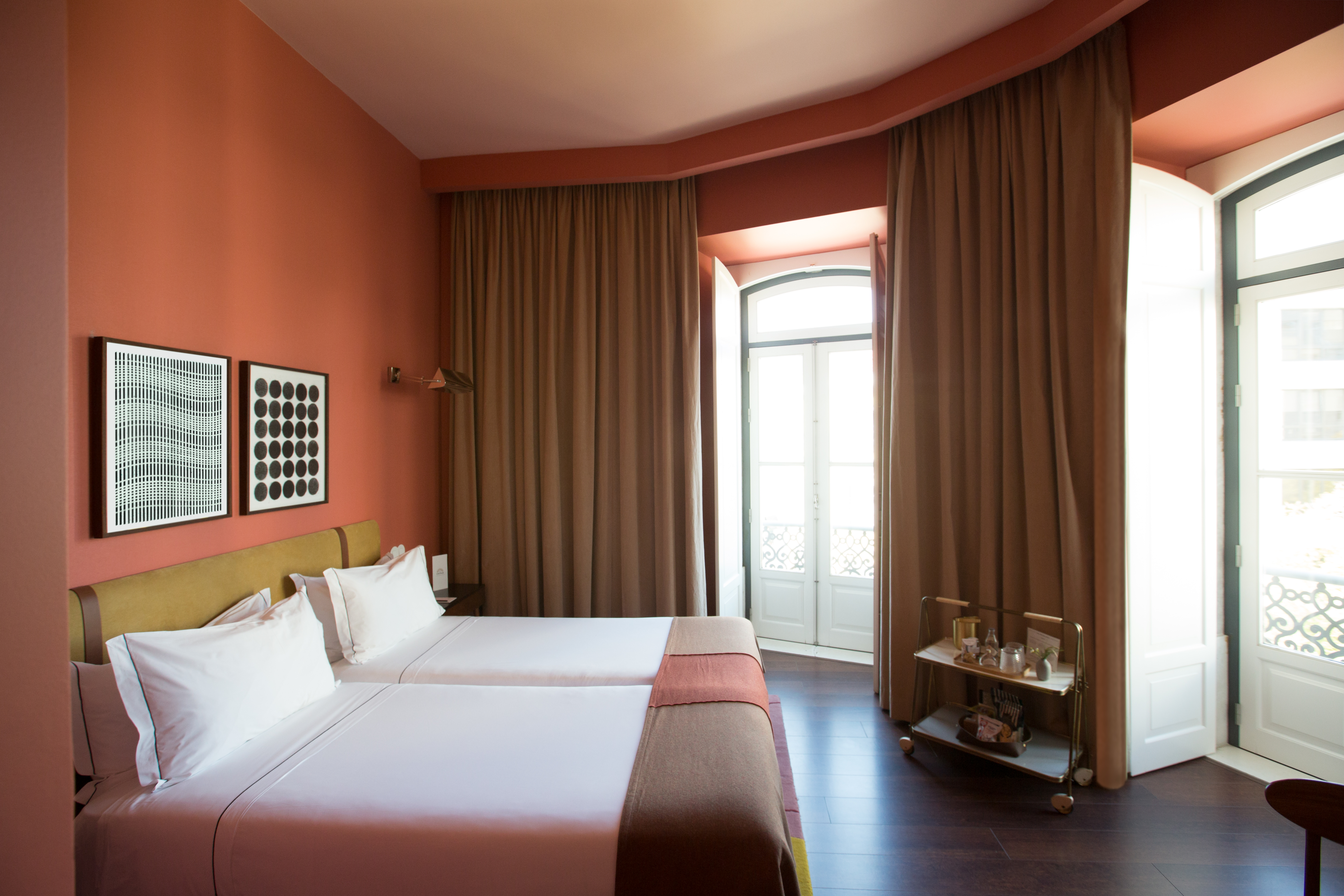 9 the vintage hotel spa lisbon supeior pink room a  a0c6563