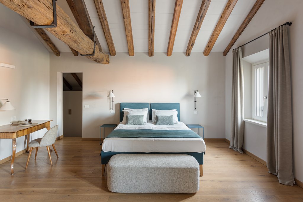 3 family suite bed