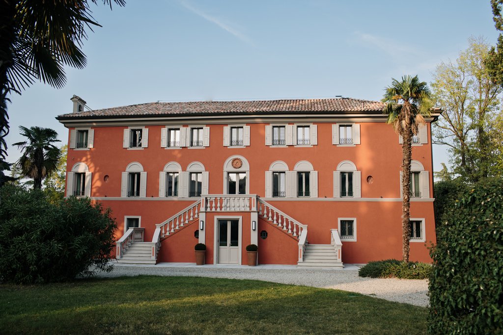 14 villa manodori view