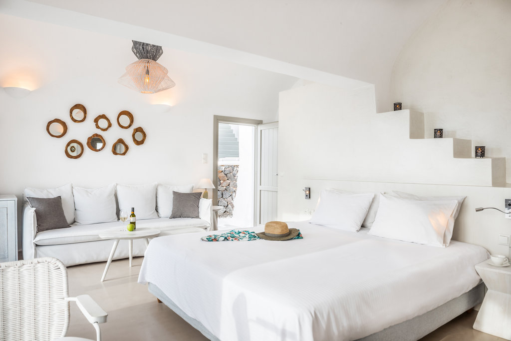2 honeymoon suite
