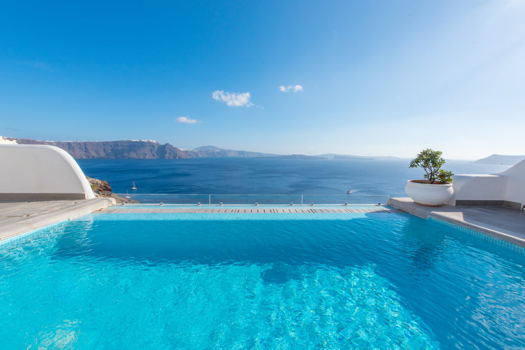 3grand suite private pool