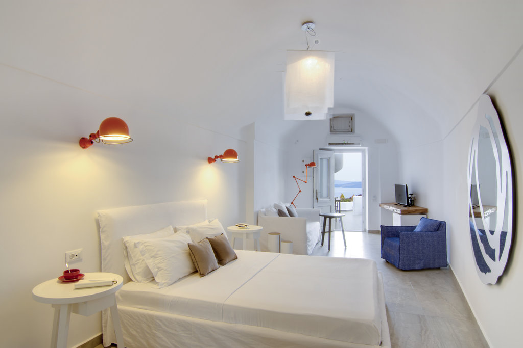 grand suite bedroom
