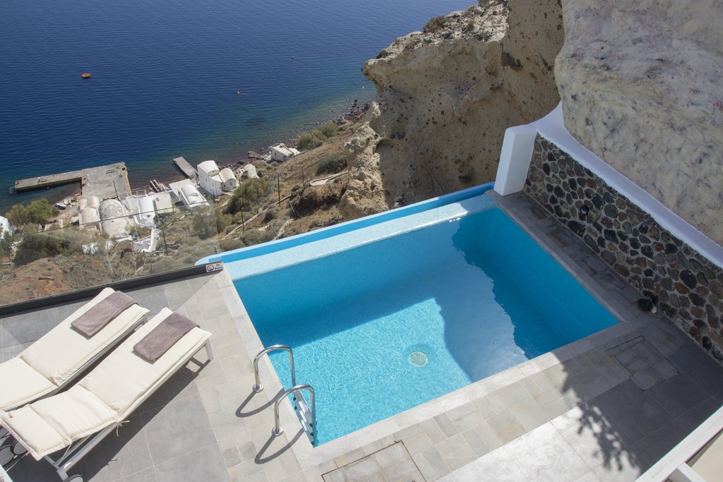 infinity suite pool aerial