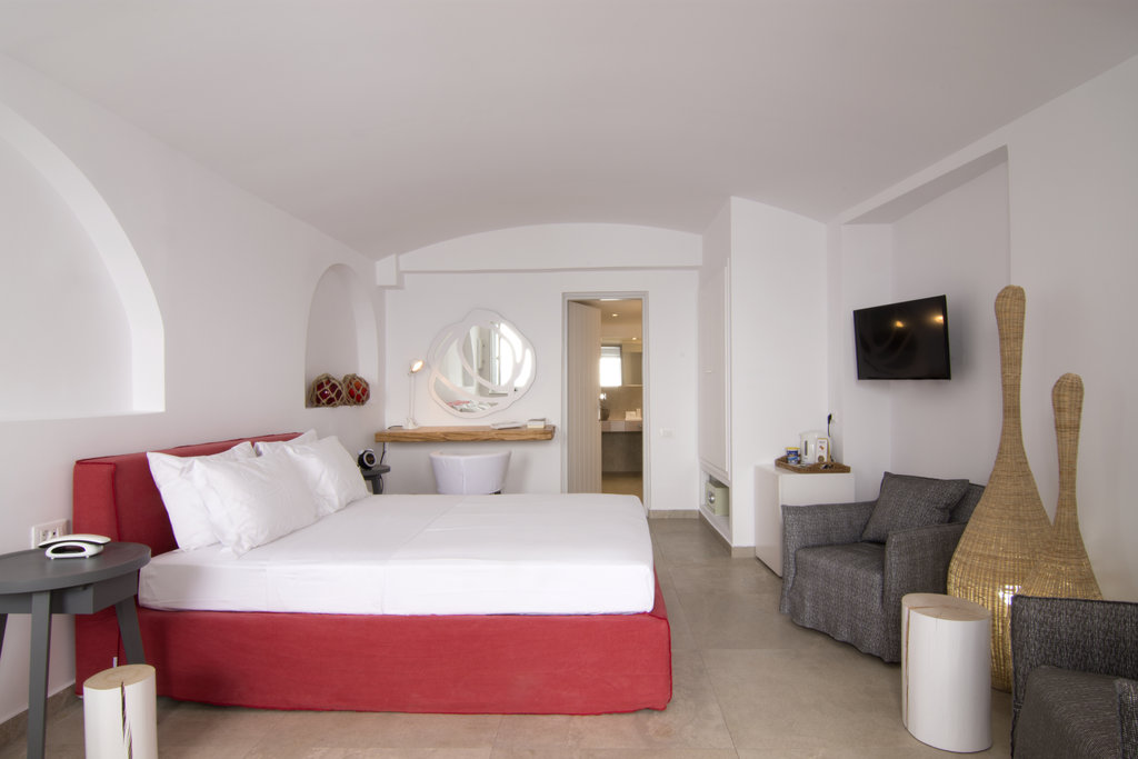 pure suite red bed