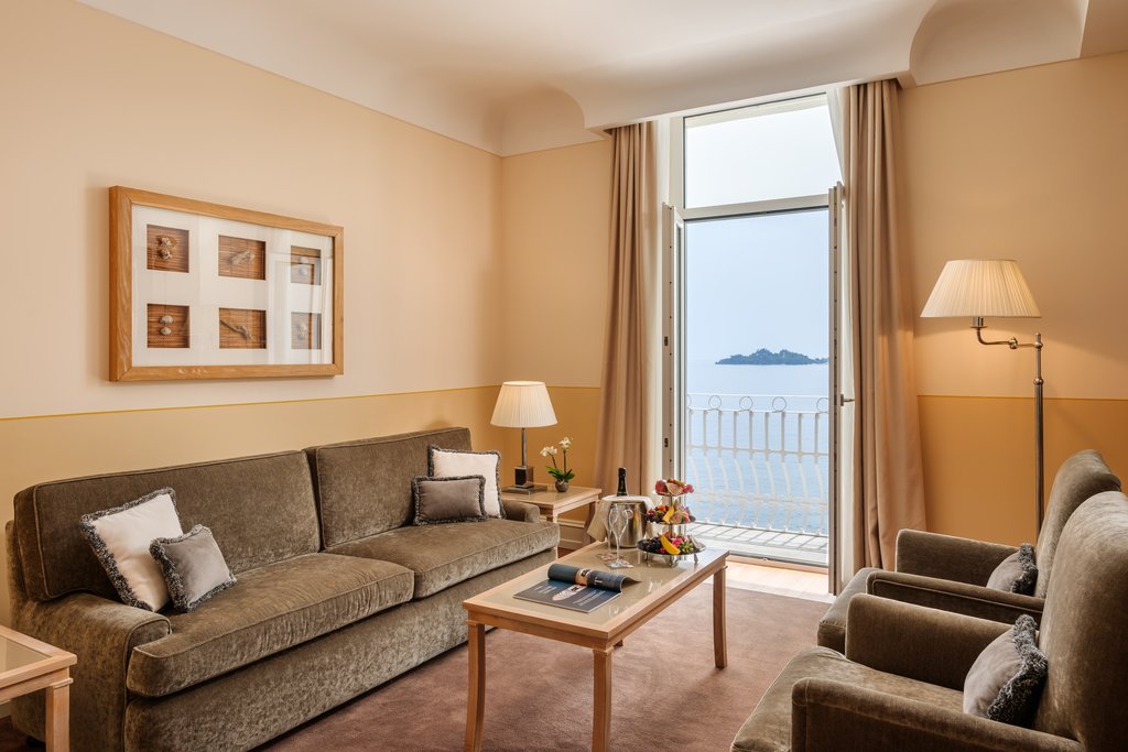 riviera romantic suite sea front living room