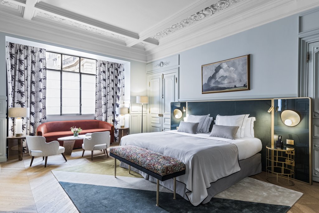 2junior suite bed