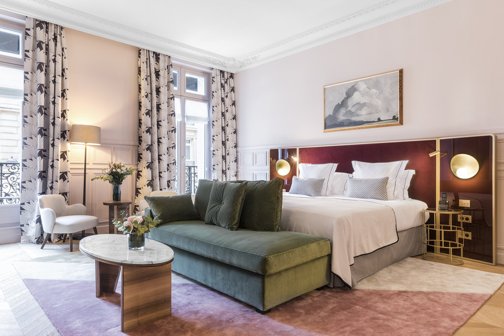 junior suite red