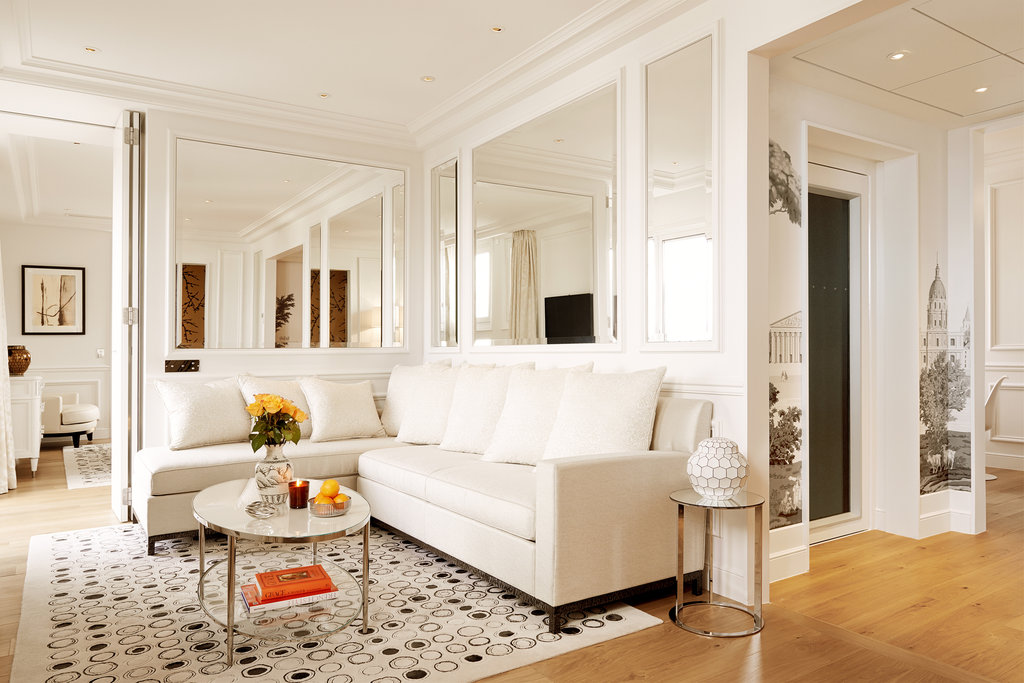 rooftop suite living room