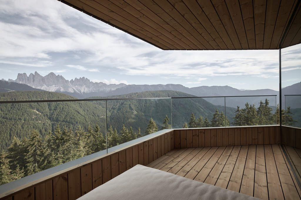 2towersuite balcony