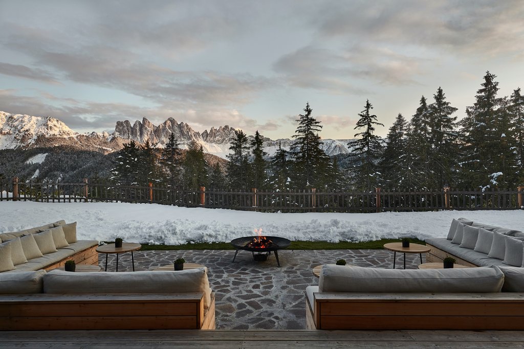6terrace with fire