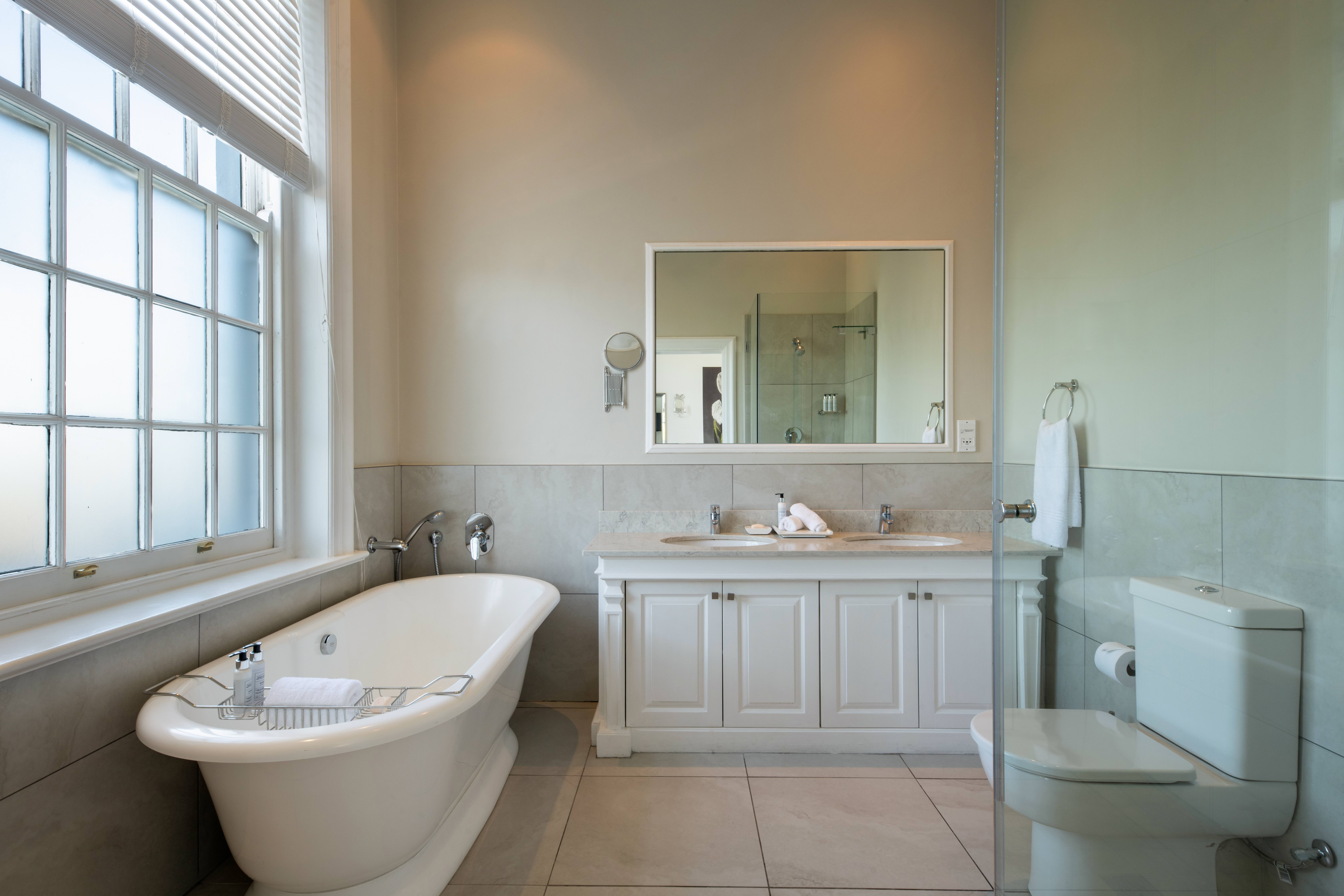 7tch luxury double with verandah room bathroom