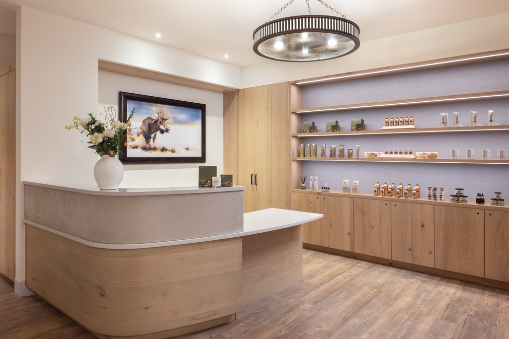 spa front desk