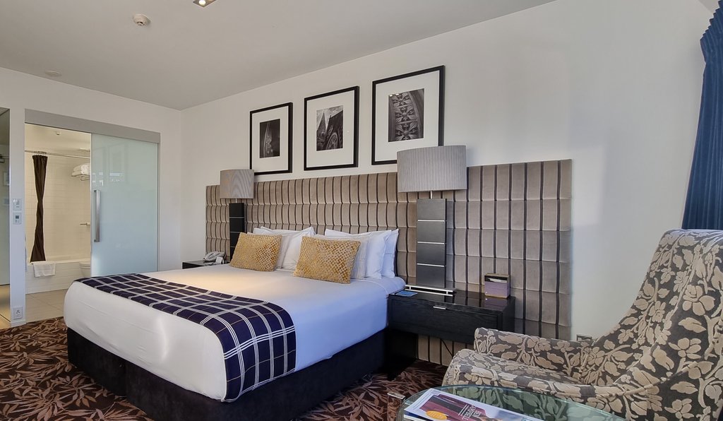 9executive room