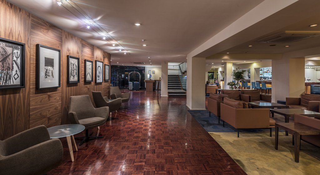 18 lobby