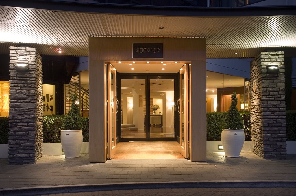 19exterior entrance