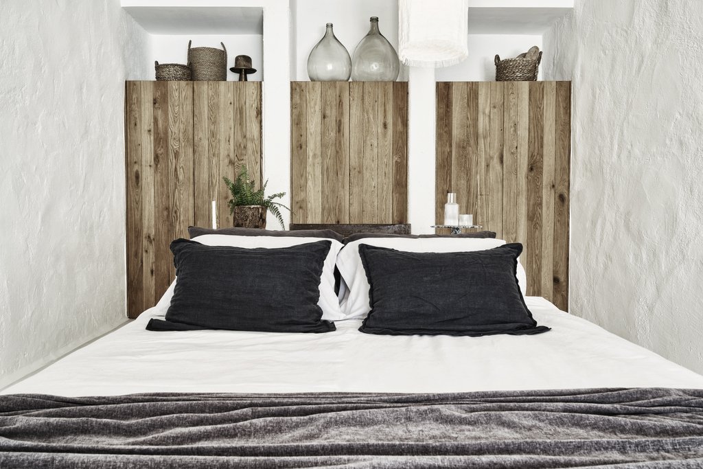 nomad suite bed