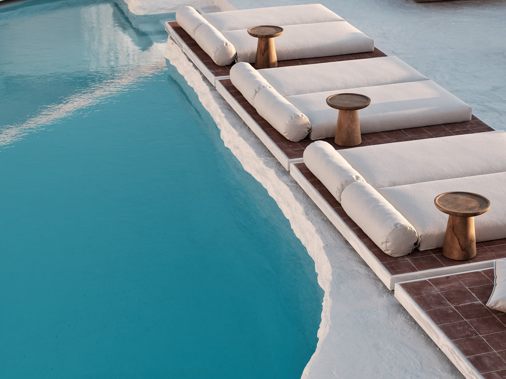 7 swimming pool